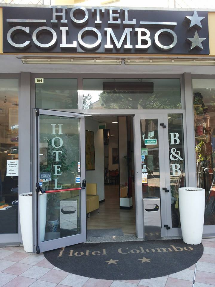 Hotel Colombo Riccione Exterior foto